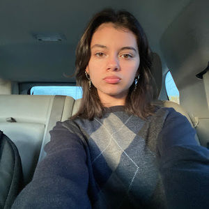 Meet your Posher, Alyssa